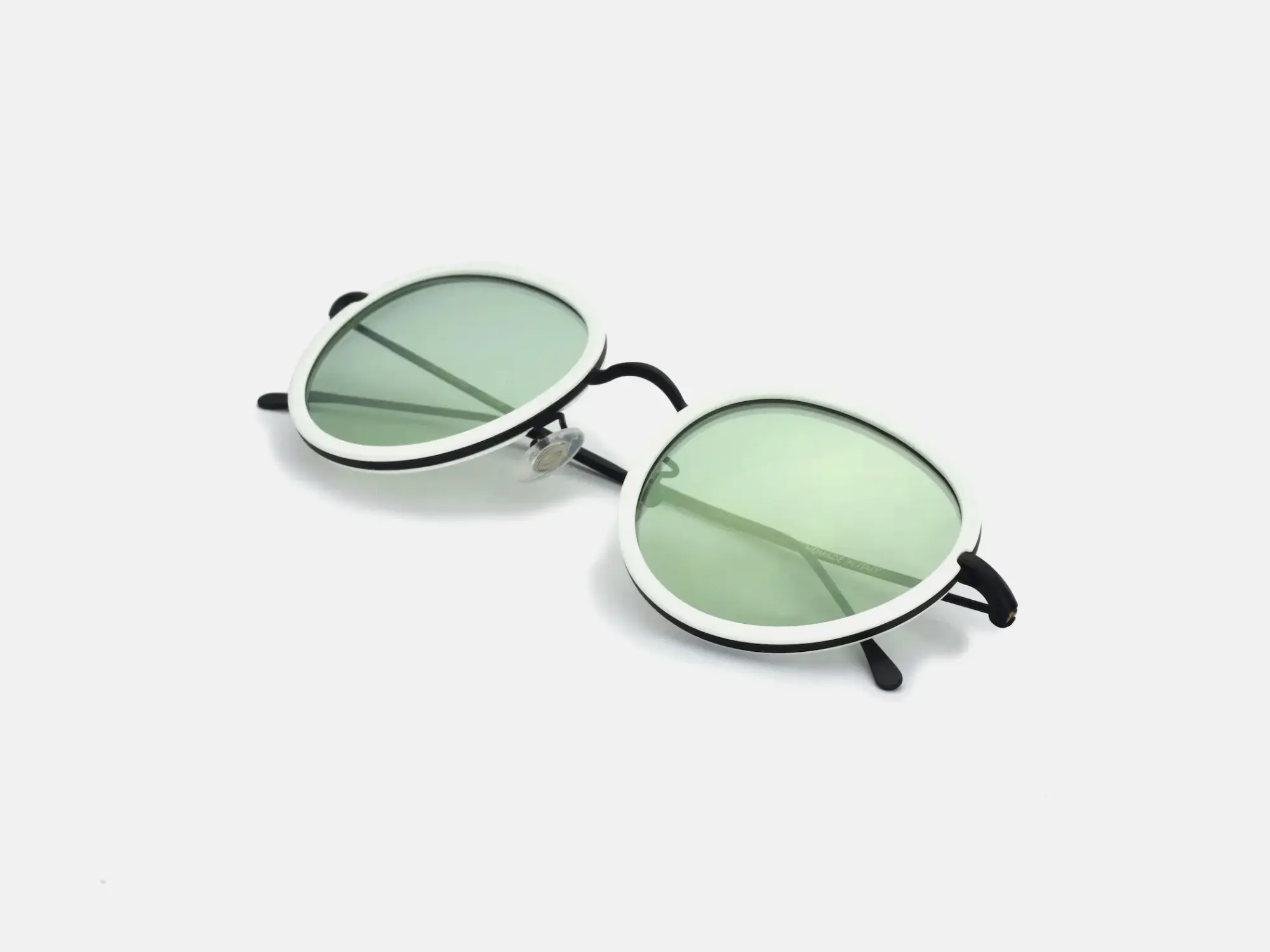 product image of Steve White Black